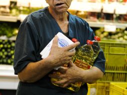 Opositores consideran la medida como un racionamiento a la población. AFP /