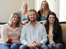 Kody Brown y sus cuatro esposas abandonaron el estado de Utah para evitar la persecución de la Justicia. ARCHIVO /