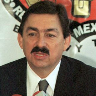 Cancelan orden de aprehensión contra Gómez Urrutia