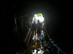 Se calcula que los trabajadores se encuentran a una profundidad de 50 metros. AP /