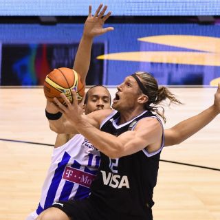 Argentina presenta sus credenciales derrotando a Puerto Rico