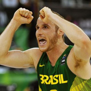 Brasil se impone a Francia en Mundial de Basquetbol