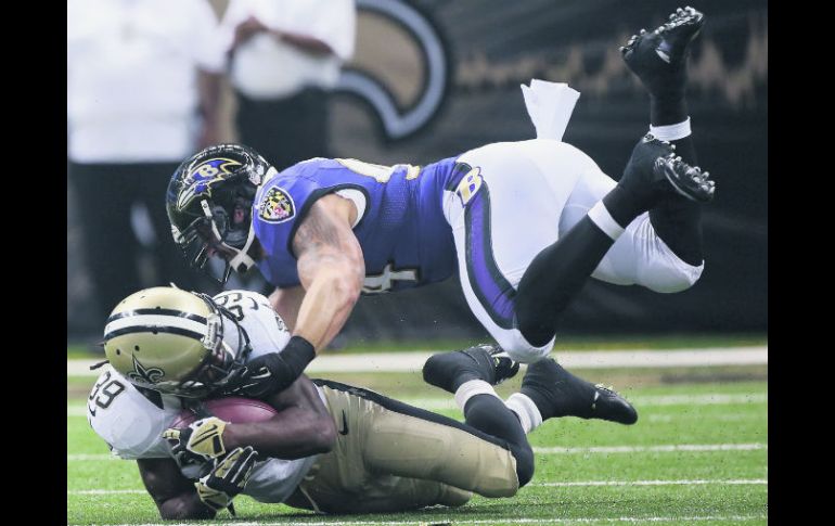 Desde el retiro de Ray Lewis, Baltimore perdió su defensiva feroz y este año buscarán retomarla. AFP /