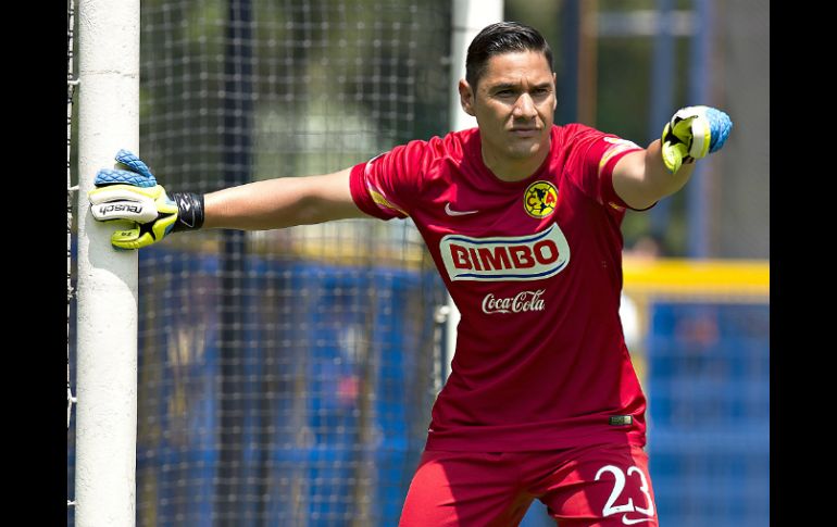 El portero del América vuelve a la Selección tras ser 'cepillado' para el Mundial. MEXSPORT /