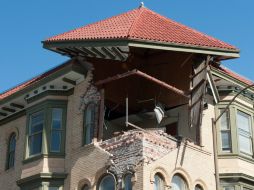 Hace una semana, la sacudida causó mil millones de dólares en daños y varios heridos. EFE /