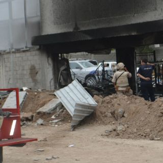 Peritos de PGR indagan explosión en Coahuila