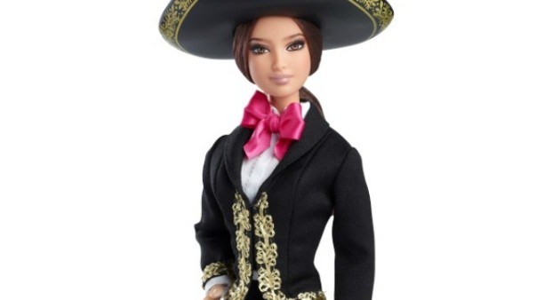 Barbie se viste con el tradicional traje de mariachi | El Informador