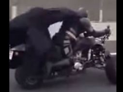 El singular hombre es conocido como 'Chibatman'. ESPECIAL /