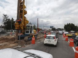 Hay agentes viales en la zona para disminuir el congestionamiento.  /