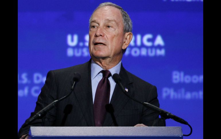 Michael Bloomberg puede regresar a la empresa luego de que dejara el cargo de alcalde de NY. AP /