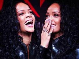 La manicurista ha publicado fotos de la cantante, exhibiendo el trabajo que le hace en las uñas. Foto: @JennyLongworth. ESPECIAL /