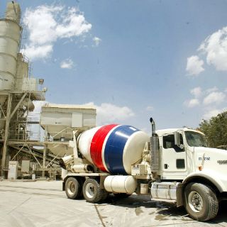 Cemex prevé emitir deuda en euros