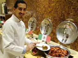 Mole poblano, caldo tlalpeño, sopa de tortilla, tamales, guiso mancha manteles, serán algunos de los platillos. NTX /