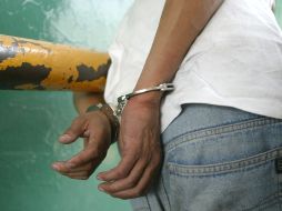 Víctor Manuel Ávila Esparza fue puesto a disposición de un representante social. ARCHIVO /