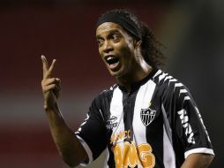 Ronaldo de Assis Moreira sería una 'bomba' para el futbol mexicano. ARCHIVO /