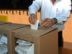 Los comicios se realizarán este domingo en todo el país, con el fin de renovar órganos internos del Partido. ARCHIVO /