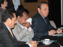 Zambrano Grijalva (d) aseveró que el partido hará su mayor esfuerzo para que la jornada transcurra en calma. NTX /