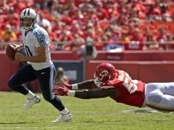 Jake Locker pasó para 266 yardas y dos touchdowns y completó 22 de 33 envíos a ocho jugadores distintos. AP /