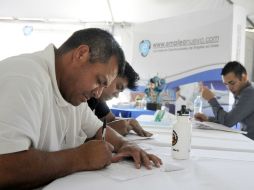 Las empresas también buscan que la vestimenta, arreglo personal y que los modales sean congruentes. NTX  ARCHIVO  /