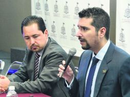 Mesa. Jorge Mario Rojas Guardado, de la Semov, y Antonio Emiliano Magallanes, del Instituto de Justicia Alternativa. ESPECIAL /