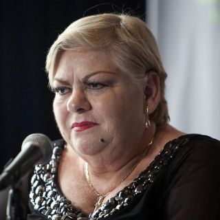 Paquita la del Barrio sufre 'chusco' incidente en un avión