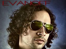 El cantante afirma que ya no se puede separar de la sensación de estar en un escenario. TWITTER @JordanEvanoff  /