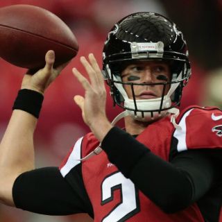 Matt Ryan, líder de pasadores en primera semana de la NFL