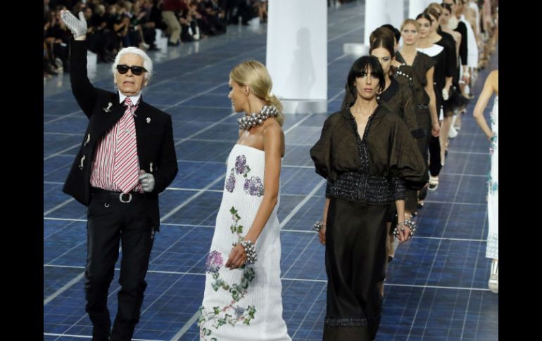 Chanel. El diseñador entró a las filas de esta casa de moda en 1983. AFP  P. Kovarik  /