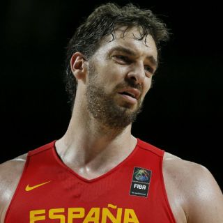 Deportistas envían ánimos a Selección española de basquetbol
