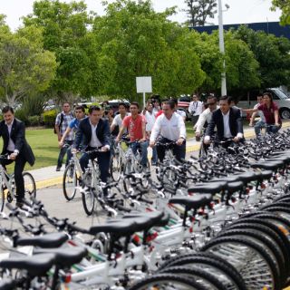 Arranca transporte escolar gratuito en el interior del Estado