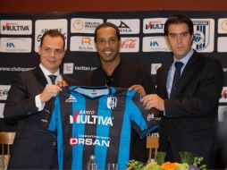 En el transcurso del día, Ronaldinho cumplirá con la revisión médica de rutina. YOUTUBE cadenatres ESPECIAL /