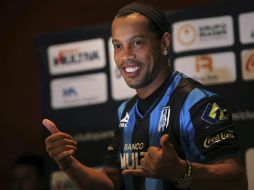 Ronaldinho dice que decidió venir a México porque es donde le falta conseguir algo importante. AP M. Ugarte  /