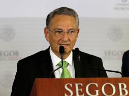 El titular de la Segob, Luis Felipe Puente informa que hoy, 'Odile' se ubicó a 400 km al sur de Manzanillo. NTX  J. Salmeron  /