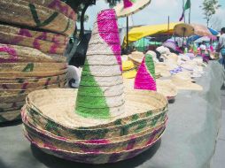 Una fiesta al estilo México neceista de los colores patrios; busca de una vez los artículos básicos para el festejo. EL INFORMADOR ARCHIVO /