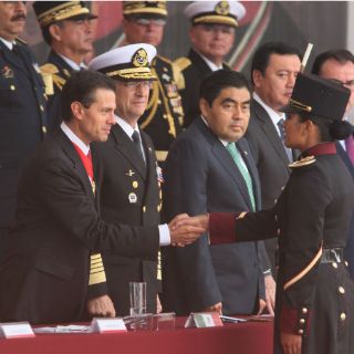 Cadetes llaman a trabajar por México