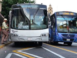 Se calcula que mil 200 autobuses prestan servicio de transporte público en la ZMG. EL INFORMADOR  ARCHIVO  /