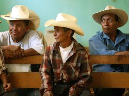 El mérito al aprender a leer y escribir es sobre todo de ellos mismos, los alfabetizadores sólo les dan un empujoncito. EL INFORMADOR  /