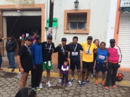 Ganadores del medio maratón Tlajomulco-Cajititlán. TWITTER @SalvadorZamoraZ  /