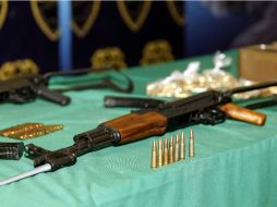 Se aseguran nueve armas largas, cuatro armas cortas, cartuchos, un vehículo y dos inmuebles. EL INFORMADOR  ARCHIVO  /