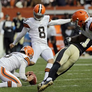 Los Cafés ganan en la agonía del partido