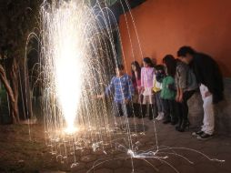 Explican que el daño por la explosión de cohetes o cualquier otro juego de pólvora puede ser muy grave. EL INFORMADOR ARCHIVO  /