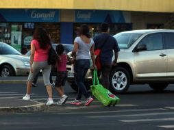 Buscan que los automovilistas tomen conciencia de la seguridad de quien anda a pie. EL INFORMADOR  /