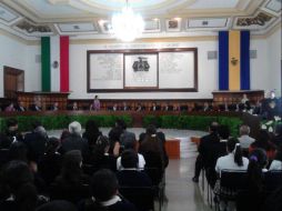 Alumnos de Escuela Secundaria número 70, Manuel M. Diéguez asisten a la sesión, TWITTER @AytoGDL  /