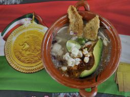 En México existen tres variantes del pozole, el blanco, rojo y verde que son parte fundamental de las fiestas patrias. EFE ARCHIVO.  /