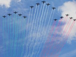 Maniobras aéreas para el tradicional desfile militar, el motivo del cierre del AICM. EL UNIVERSAL ARCHIVO /