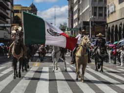 Esta mañana se llevó a cabo el desfile de Independencia en el Centro de Guadalajara. EL INFORMADOR F. Atilano  /