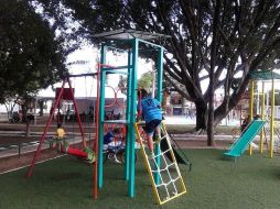 La unidad cuenta con juegos infantiles, mesas, aparatos ejercitadores, entre otros. TWITTER @AytoGDL  /