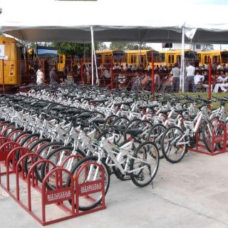 Entregan apoyos de transporte en la Zona Norte de Jalisco