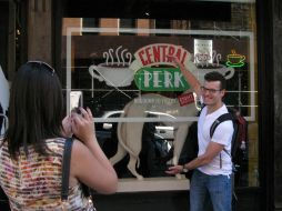 Alrededor de 250 personas visitaron la cafetería en las primeras dos horas de apertura. AFP D. Emmert  /