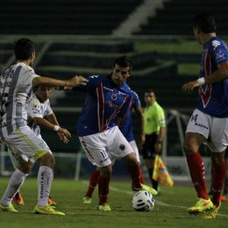 Jaguares y San Luis se lucen en Copa MX
